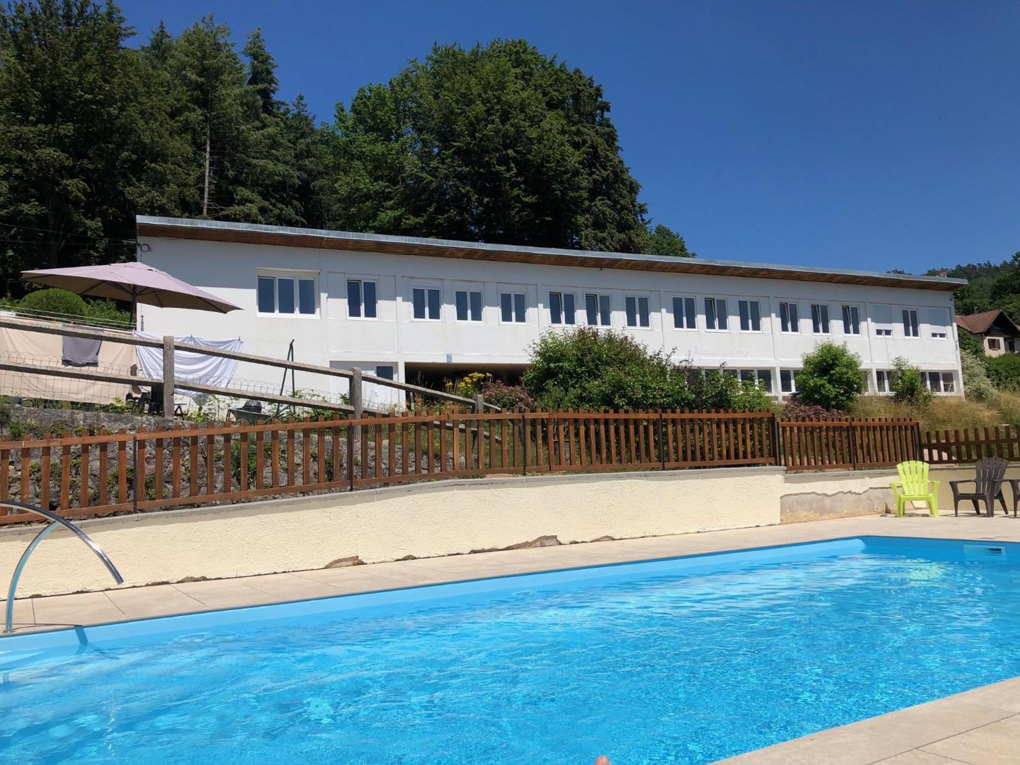Camping Du Chateau Granges-sur-Vologne Esterno foto