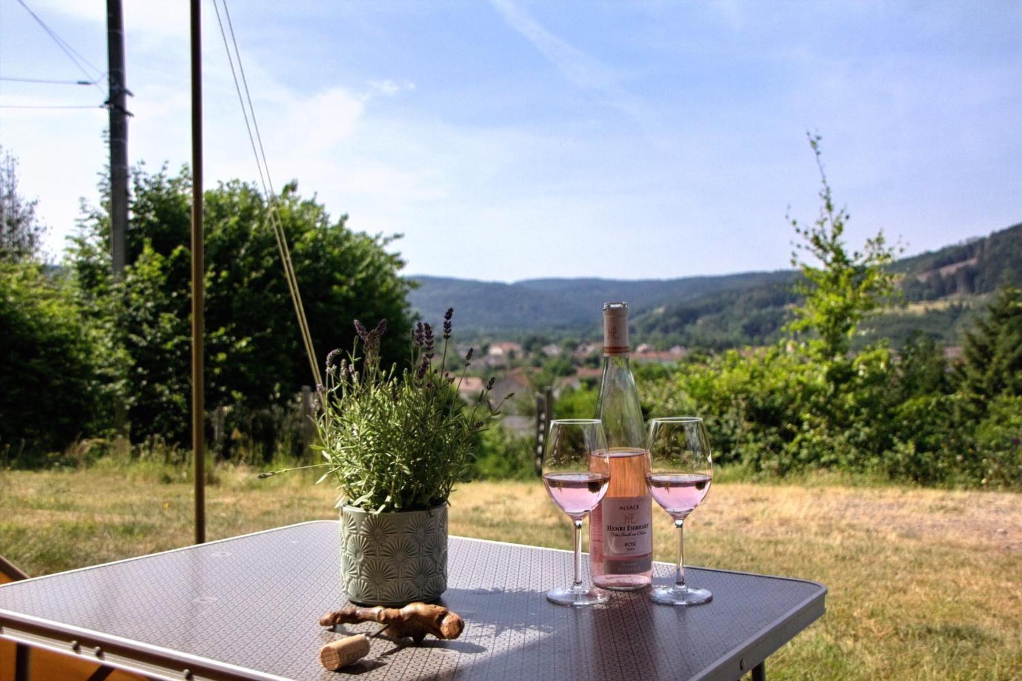 Camping Du Chateau Granges-sur-Vologne Esterno foto