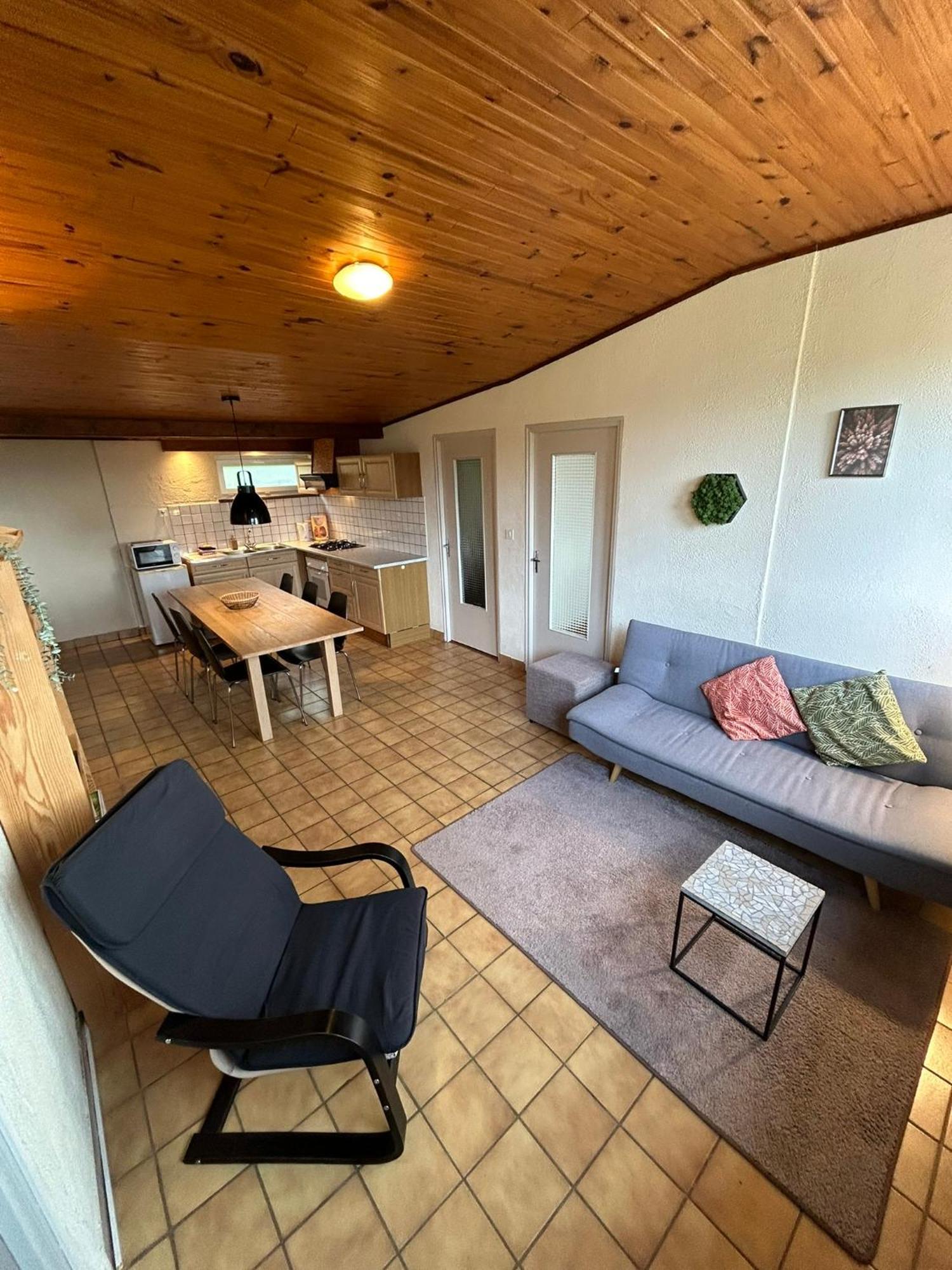 Camping Du Chateau Granges-sur-Vologne Esterno foto